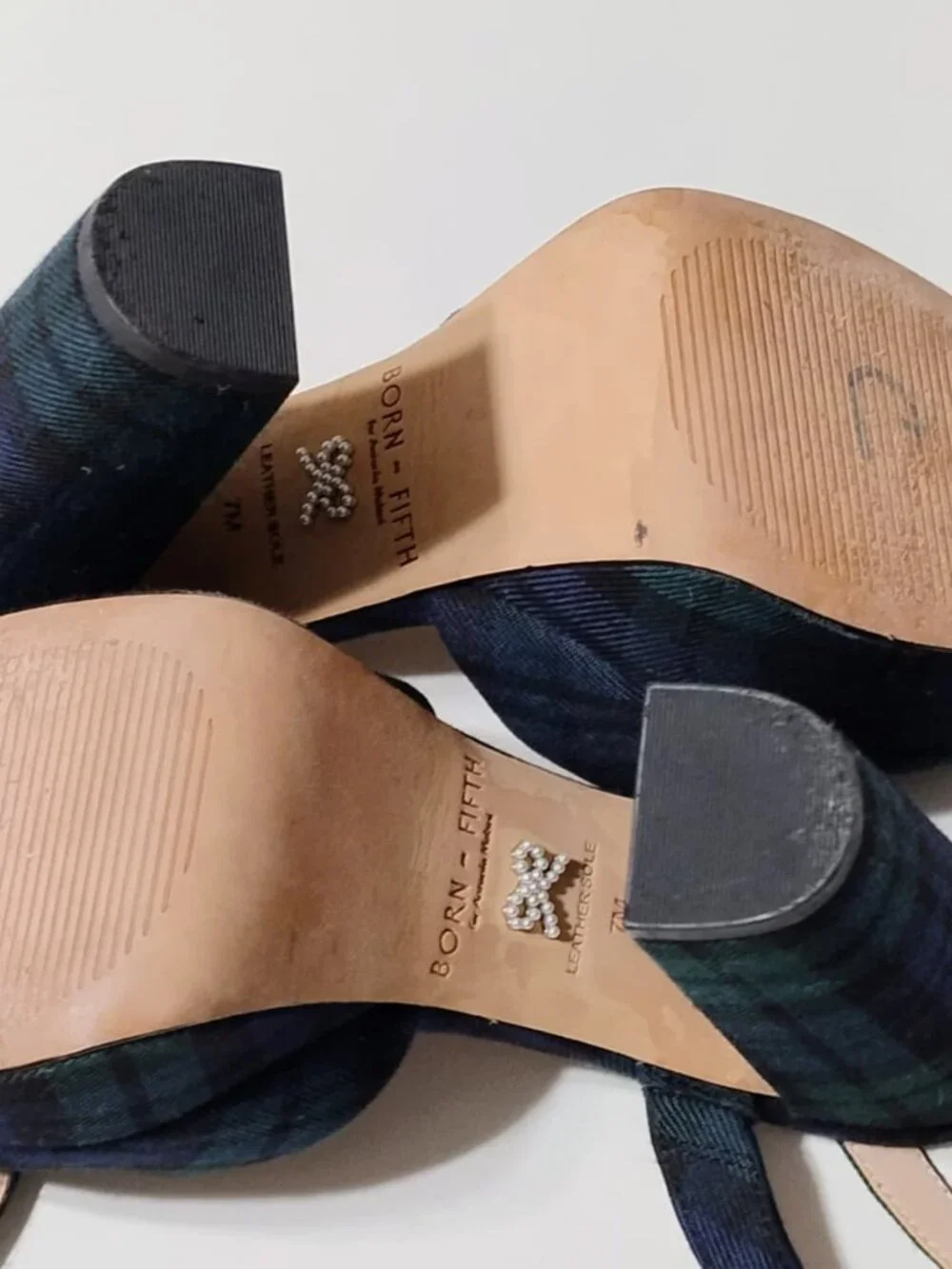 Antonio Melani Born on Fifth Liv Tartan Plaid Closed Toe Platform size 7M New